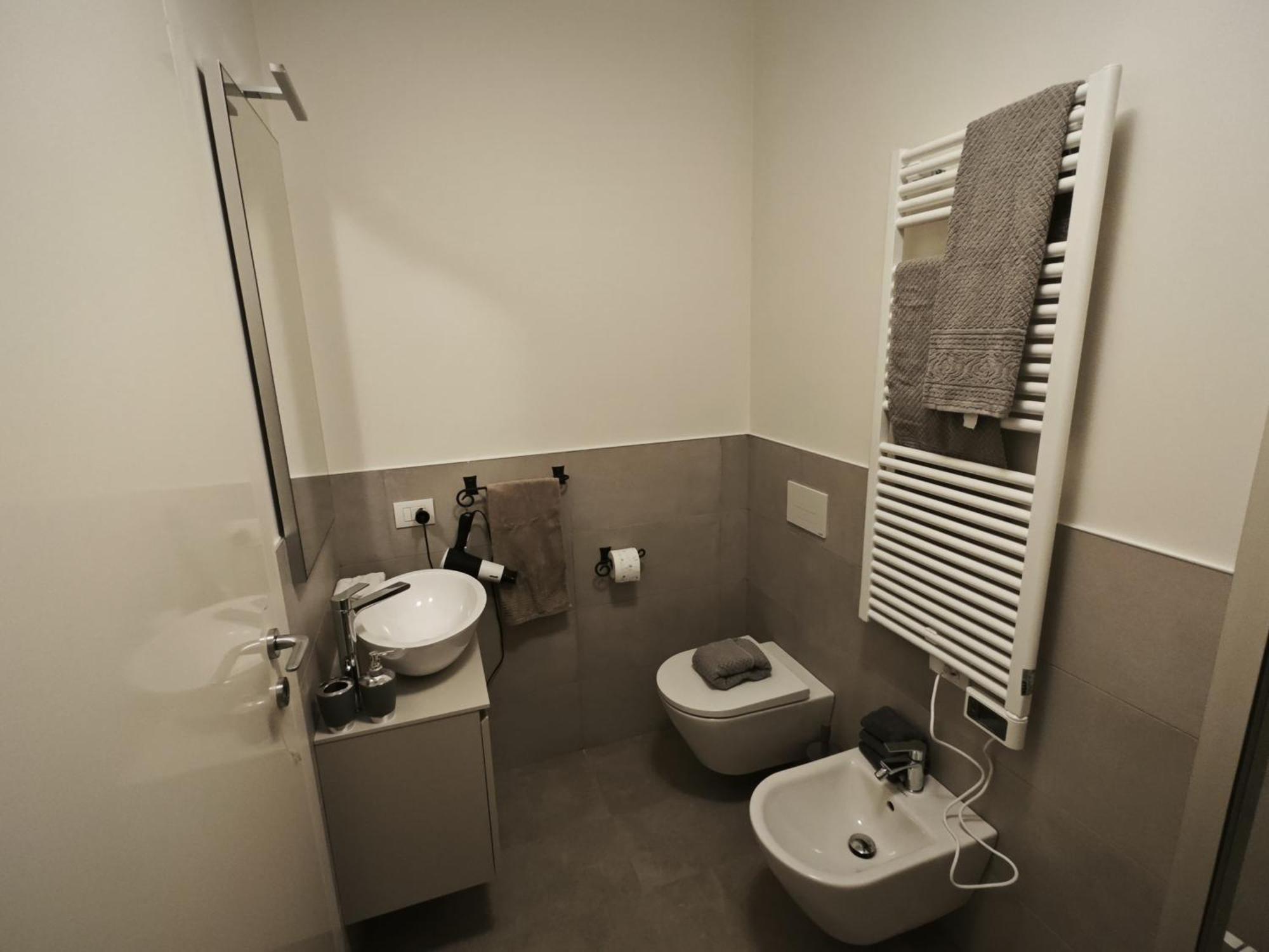 Miriam Apartment แบร์กาโม ภายนอก รูปภาพ